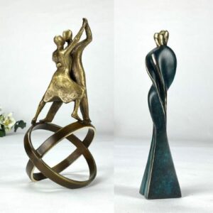 Romantiske bronze skulpturer med symbolik